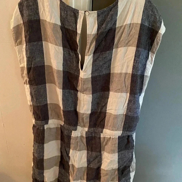Old navy checkered plaid drawstring romper - Picture 3 of 6